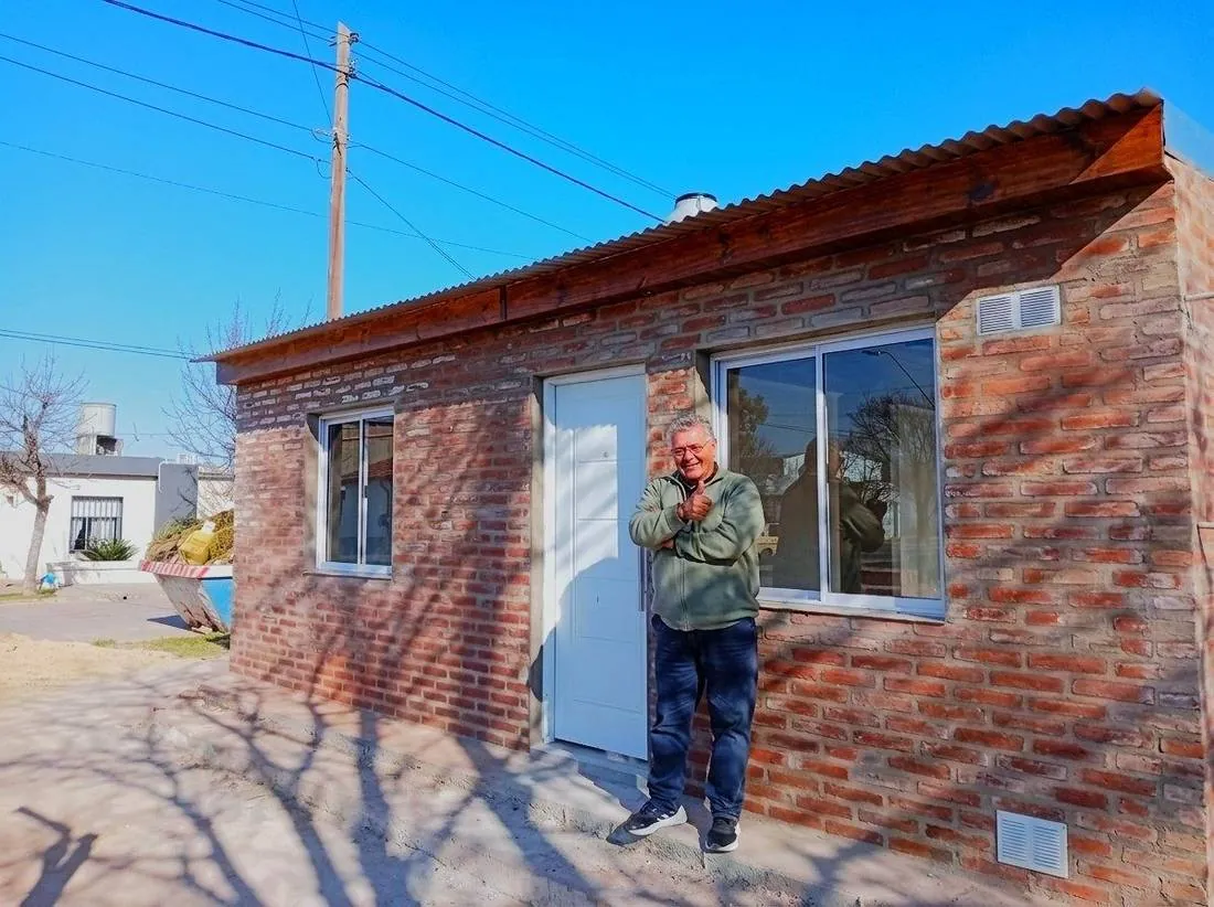 Entrega de vivienda en San Francisco, Córdoba